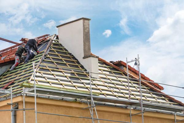 How Long Does Roof Replacement Take in Rogers?